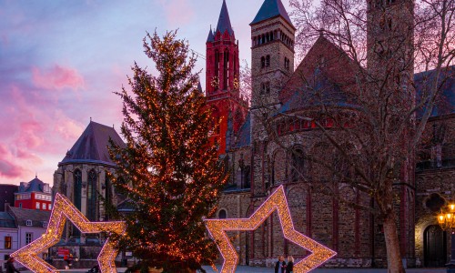 ECM coverbeeld dec25.jpg